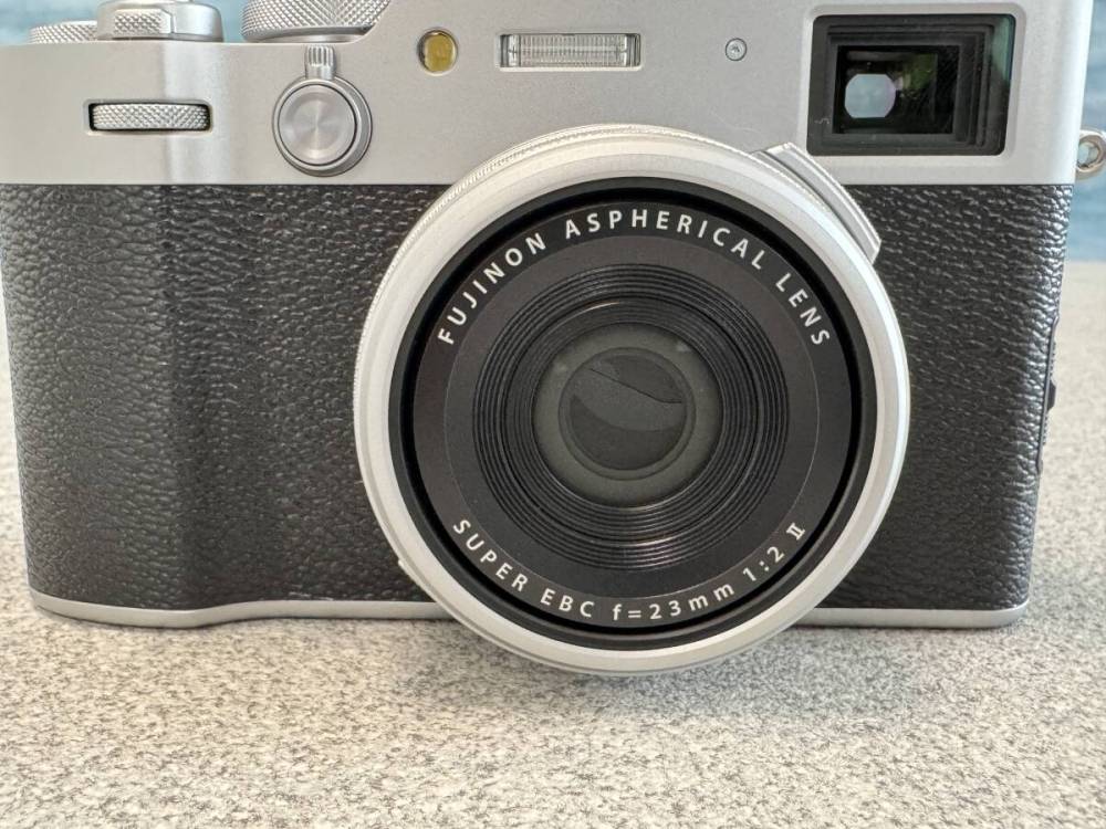FUJIFILM X100VI シルバー 美品 + おまけ付き