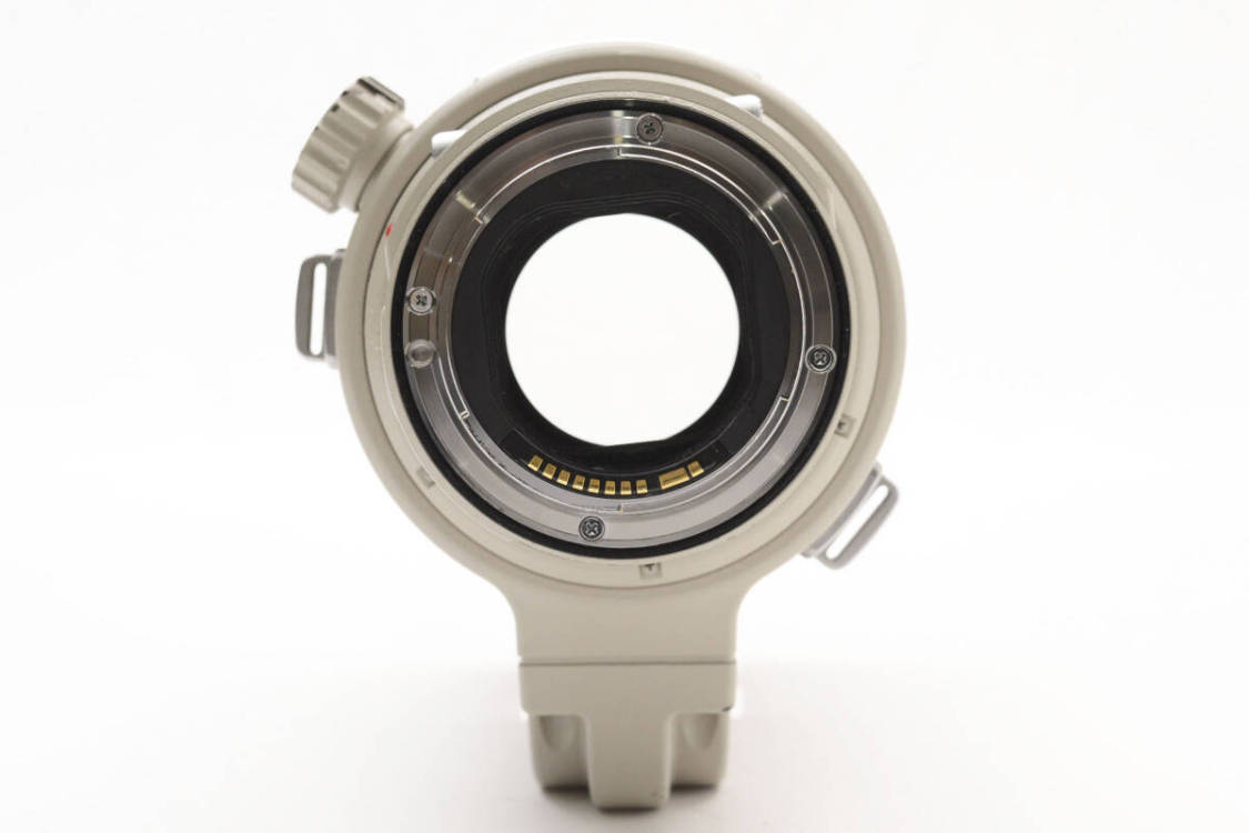 激レア！【F2.0 明るい単焦点望遠レンズ】 Canon キャノン EF 200mm F2.0 IS USM　フルサイズ対応 ケース付き カメラ 動作好調 #9777