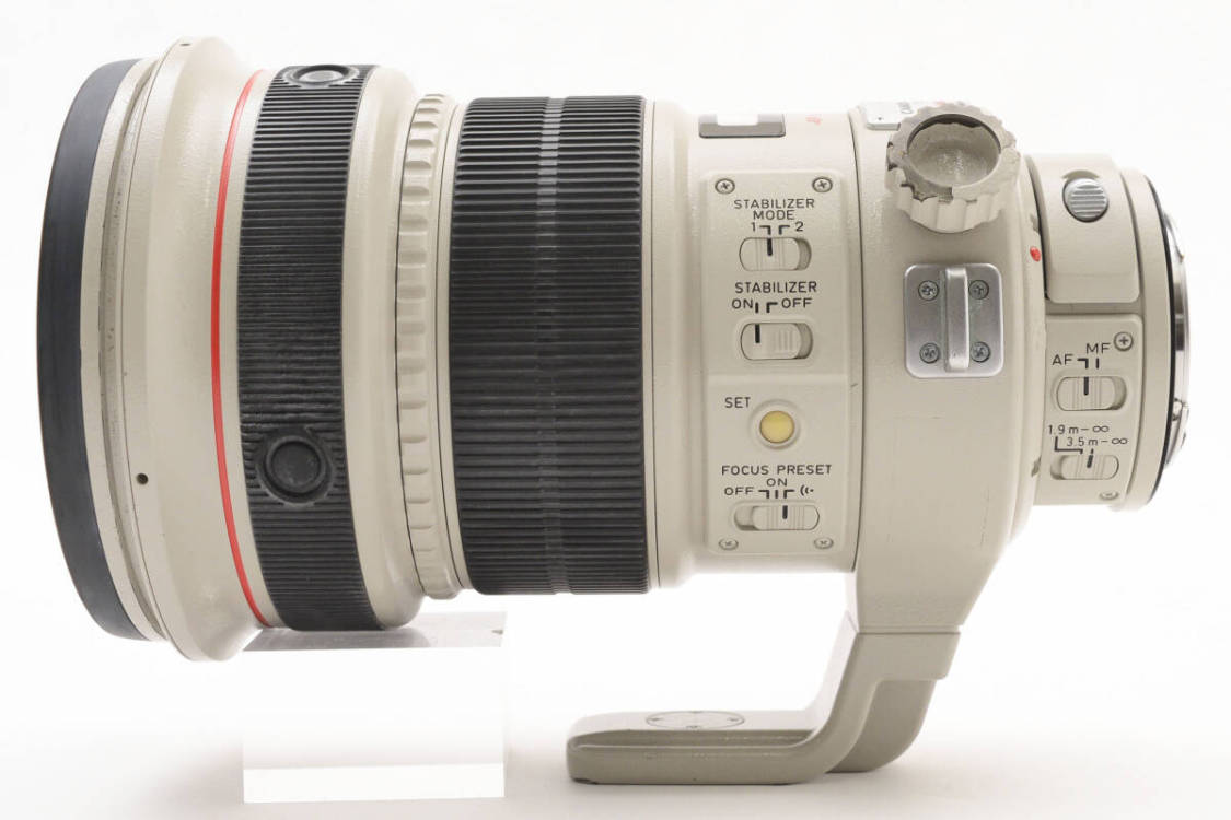 激レア！【F2.0 明るい単焦点望遠レンズ】 Canon キャノン EF 200mm F2.0 IS USM　フルサイズ対応 ケース付き カメラ 動作好調 #9777