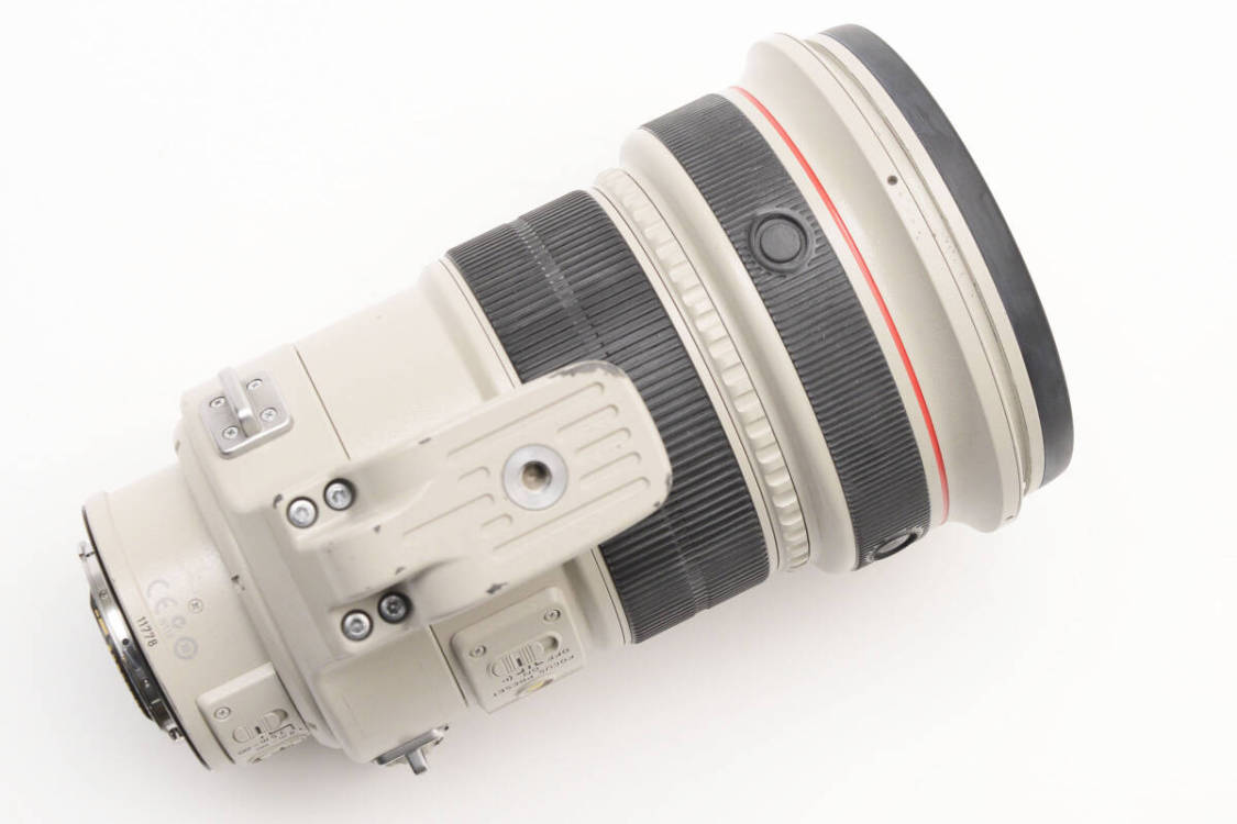 激レア！【F2.0 明るい単焦点望遠レンズ】 Canon キャノン EF 200mm F2.0 IS USM　フルサイズ対応 ケース付き カメラ 動作好調 #9777