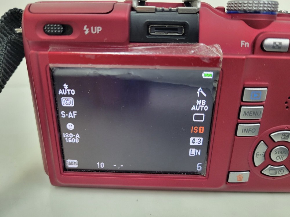 Olympus オリンパス レンズ M.ZUIKO DIGITAL 40-150mm 1:4 5.6 14-42mm 1:3.5-5.6 17mm 1:2.8 ファインダー VF-2 デジタルカメラ e-pl1s