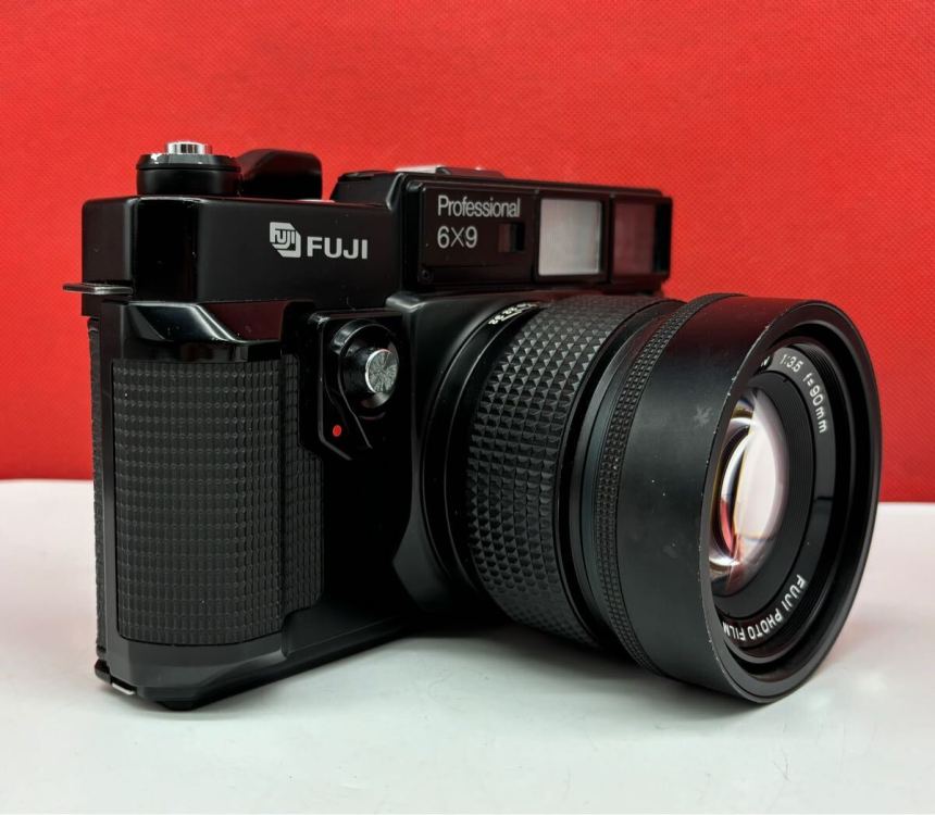 # FUJIFILM FUJI GW690Ⅱ Professsional 6×9 中判カメラ フィルムカメラ EBC FUJINON 90mm F3.5 動作確認済 フジカ フジ 富士フィルム