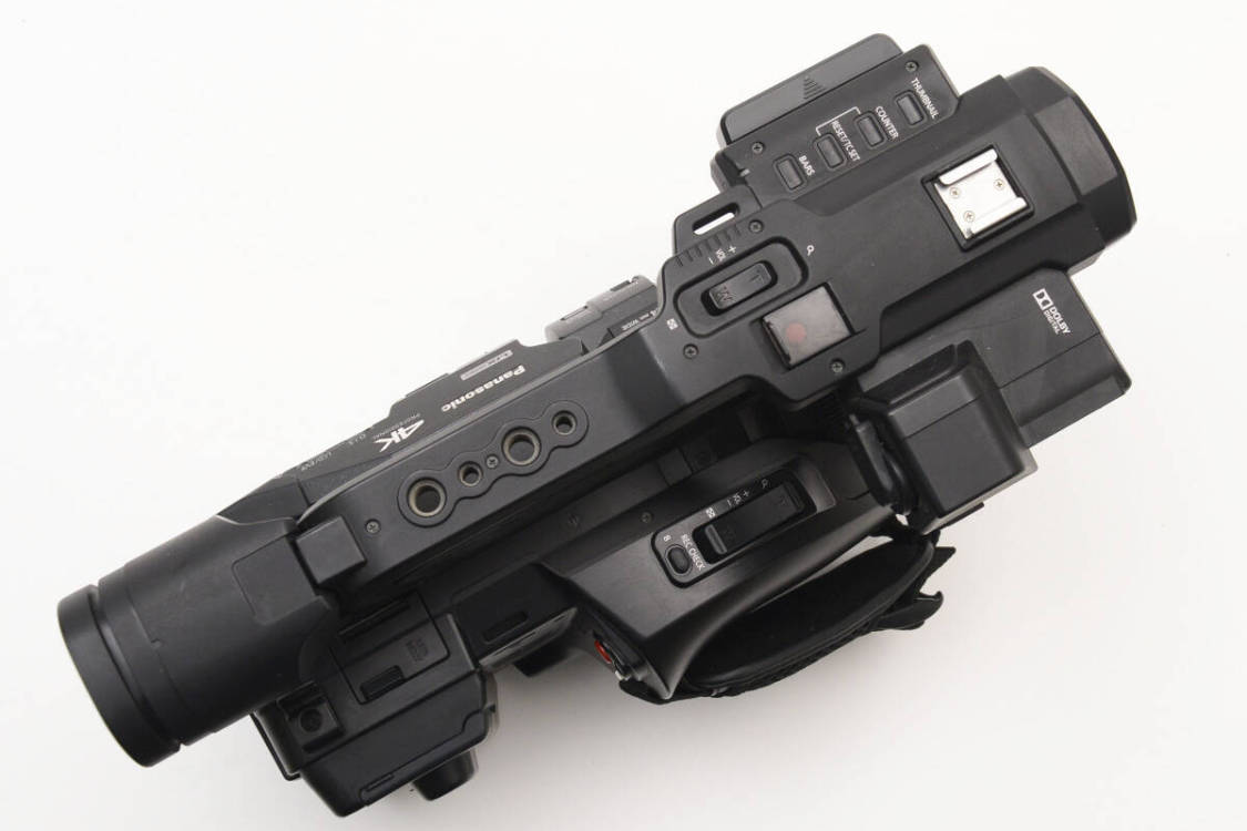 【通電58時間】 Panasonic パナソニック AG-UX180 4Kカムレコーダー 業務用ビデオカメラ 動作確認済み #2241