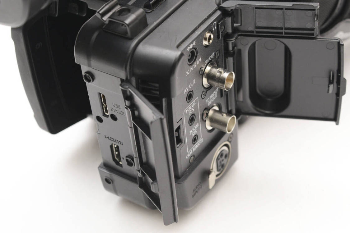 【通電58時間】 Panasonic パナソニック AG-UX180 4Kカムレコーダー 業務用ビデオカメラ 動作確認済み #2241