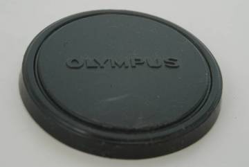 オリンパス　ペンEE各種、トリップ35等用　フロント　レンズキャップ　　内径約45ｍｍ　被せタイプ　中古品 