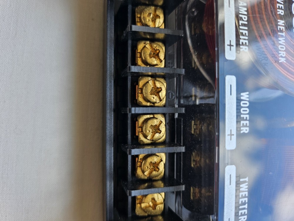 カロッツェリア.クロスオーバーネットワークTS-V7A?