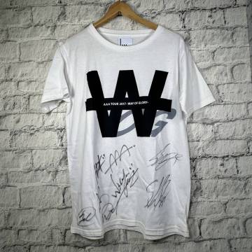 【YH-2368】 中古品 AAA TOUR 2017 WAY OF GLORY メンバーサイン入りツアーTシャツ Tシャツ 洋服 夏服 fracora 当選品 B賞 非売品