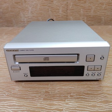 【ONKYO CDプレイヤー C-705】中古品 動作確認済み オンキョー オーディオ機器 COMPACT DISC PLAYER 【A6-4①】0612