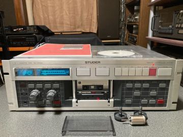 【STUDER cassette deck A721】スチューダー カセットデッキA721 （整備完了品　スペアパーツ・接続コード等、オプション品多数）
