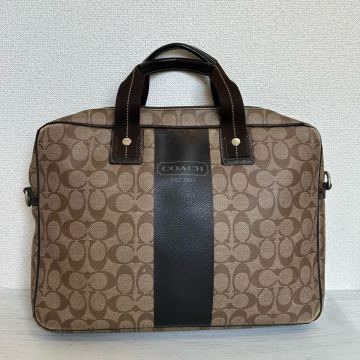 COACH コーチ レディース メンズ ビジネスバッグ ブリーフケース トートバッグ PVC レザー シグネチャー柄 総柄 茶色 ベージュ A4収納可能