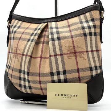 3937【近年モデル・美品】BURBERRY バーバリー ショルダーバッグ 斜め掛け ノバチェック シャドーホース ゴールド金具 PVC レザー 本革