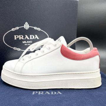 1円 【美品】 PRADA プラダ 【圧倒的高級感】 レディース 厚底 ロゴソール レザー スニーカー シューズ 靴 ホワイト 白 23.5cm相当