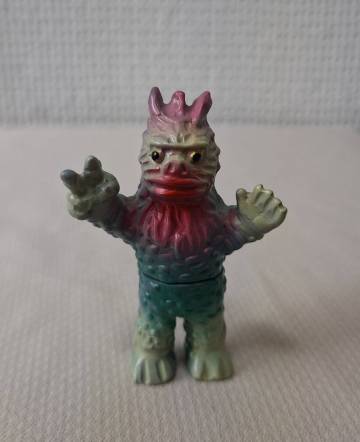 ★ぶたのはな　じゃんけんバトル　ラゴン　怪獣ソフビ　インディーズ　円谷プロ　ウルトラマン　ウルトラQ　ソフト焼き玩具　レトロ