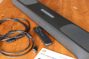 JBL BAR 5.0 MultiBeam サウンドバー（付属品完備・フロントに汚れあり・送料無料）