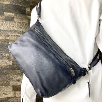 美品 COACH コーチ ヘリテージ ショルダーバッグ メッセンジャー ストライプ 斜め掛け サコッシュ レザー シボ革 ネイビー メンズ 