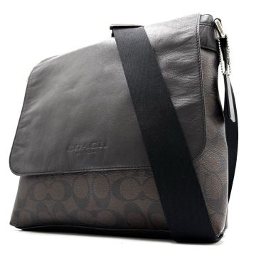 1円《 正規品・美品 》COACH コーチ ショルダーバッグ クロスボディ メンズ ビジネス シグネチャー レザー 本革 黒 茶 斜め掛け ロゴ型押し