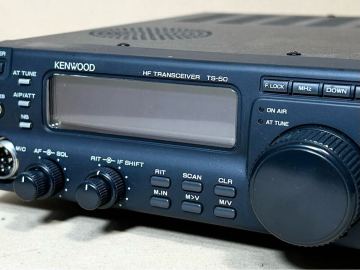 【7/19土曜まで】TS-50V ジャンク 外観は比較的綺麗 HFトランシーバー KENWOOD 5504