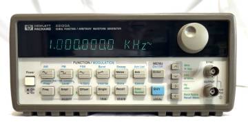 【ＨＰ／Ａｇｉｌｅｎｔ　３３１２０Ａ　ファンクションジェネレータ／０－１５ＭＨｚ】