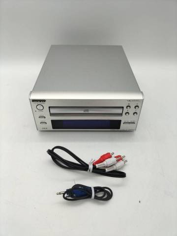 ONKYO オンキヨー　INTEC205 CDプレーヤー C-705FX2(S) シルバー　音響機器 オーディオ　