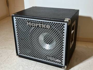 Hartke ハートキー HyDrive HX112 300W　ベースアンプ　キャビネット 4Ωと8Ω切替可能　