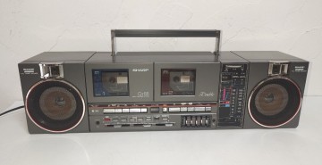 【ジャンク】SHARPシャープ QT88 ダブルラジカセ カセットテープレコーダー AM/FMラジオ Double ダブルスピーカー 昭和レトロ TAPE METAL