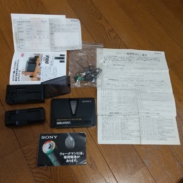 作動未確認。ソニー WALKMANウォークマン カセットプレーヤーWM-EX88 バッテリーチャージBC-7R.BC-8A.ウォークマンディスクマン活用計画