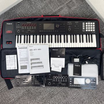 # Roland FA-06 シンセサイザー 簡易動作確認済み ローランド ソフトケース 鍵盤楽器 電子ピアノ 電源アダプター 説明書 モノトク