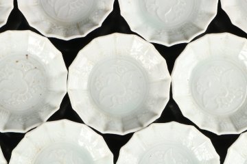 [URA]白磁小皿16客/10-7-37　(検索)骨董/小皿/盛皿/小鉢/角皿/銘々皿/割烹/和食