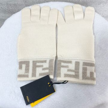 【新品未使用品】FENDI フェンディ　手袋　グローブ　ズッカ柄 　ウール　ブラウン　ホワイト　クリーム　ロゴ　　