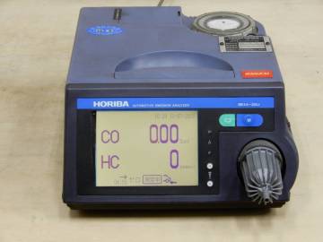 新規校正証書付　HORIBA CO HC 自動車排気ガステスター MEXA-３２４J　 認証工場基準工具　排ガステスター　プローブ新品　I