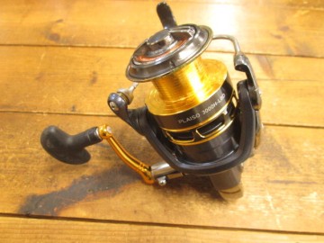 ダイワ DAIWA 16 PLAISO プレイソ 3000H-LBD 磯 レバーブレーキリール