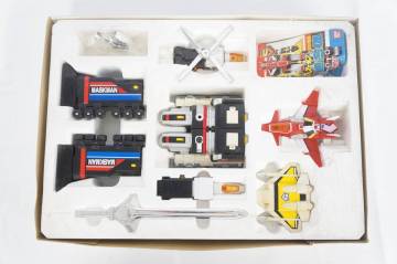 BANDAI バンダイ 光戦士マスクマン DX超合金 光速合体 グレートファイブ 5307111011