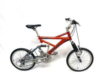【即乘】1円～KUWAHARA ミニベロ TYRER 小径車 MTB ハードティル 超軽量13.6キロ SHIMANO 3X8S 24速 20インチ ZJ9636