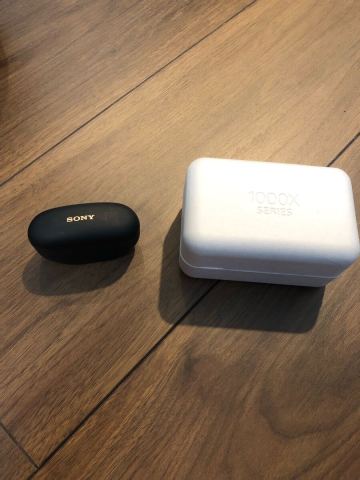 SONY ワイヤレスイヤホン WF-1000XM5 付属付き【クリーニング済】※右側イヤホン無し