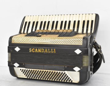 【 J 】1057 SCANDALLI アコーディオン 120ベース スカンダーリ 058394