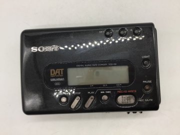 SONY TCD-D8 ソニー DAT ウォークマン WALKMAN デジタルオーディオテーププレーヤー◆ジャンク品 [0804JP]