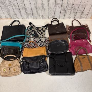 1円～ 美品有り バッグ 15点 まとめ 鞄 レザー COACH コーチ オールドコーチ ヒロフ フルラ バリー ジバンシィ ケイトスペード ショルダー 