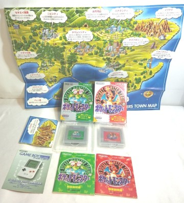 【任天堂】GAMEBOYゲームボーイソフト　ポケットモンスター　ポケモン pokemon 赤 緑 箱付きセット　動作未確認_0JT_C0722-J016