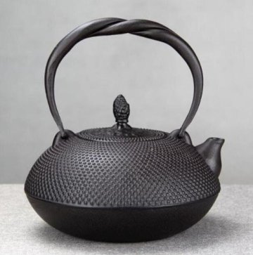 大容量鉄瓶 提梁壺★新品 茶道具対応 鉄やかん 鉄分補給 鉄びん 1600ml