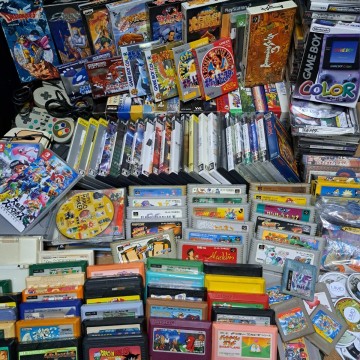 《中古(新品未開封も数点入り)＊ゲームソフト大量１８０本以上セット！ (ジャンク品扱い)ダブりなし》ポケットモンスター他 PS GB SFC FC 