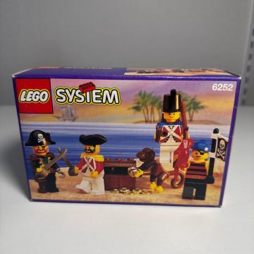 LEGO レゴ 人形セット 南海の勇者　6252