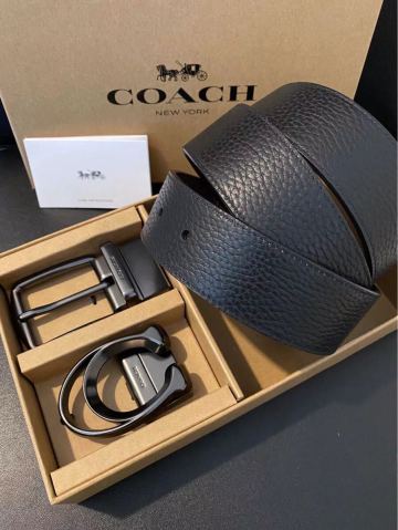 COACH コーチ　新品　リバーシブル　シンプル　ブラックxブラウン　バックル回転ベルト　社会人　紳士　ビジネス