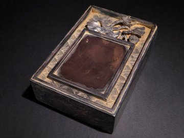 【安】清時代 黄培松銘 端石彫 荷間翠影紋硯 端渓硯 書道具 文房具 極細工 中国古美術 古美味 時代物 古董品 277