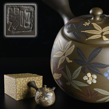【加】351e 常滑焼 名工 伊藤昭陽 作 彩色 花図 窯変 緑泥急須 / 煎茶道具 常滑