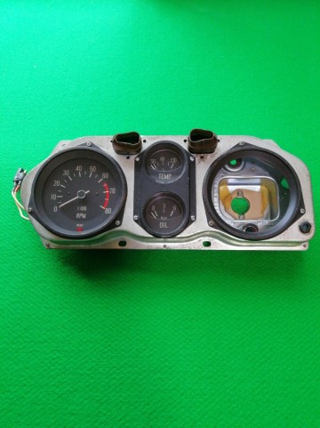 ★ハコスカ 前期 ４４年式 コンビネーションメーター 中古品 GC10 L20 GT