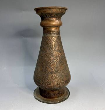 「中東　花瓶」 エジプト アンティーク ヴィンテージ インテリア アジアン 彫金 彫刻 人物 金工 高35.5cm 4431-4500