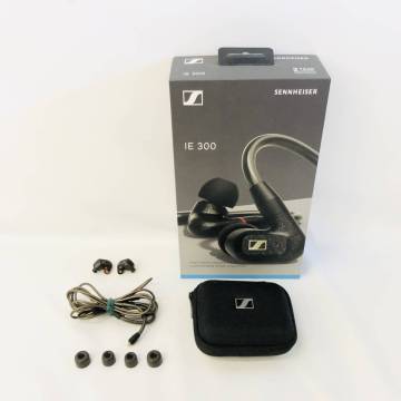 ゼンハイザー Sennheiser イヤホン 有線 IE 300 ブラック ダイナミック カナル型 オーディオファイル MMCX 高遮音性