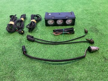 希少 レア 絶版 導通ok Defi デフィ DIN-Gauge 3連メーター ST528 油温 水温 油圧 追加メーター 廃盤品
