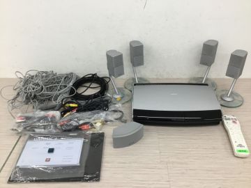 ●代MC447-120 BOSE ボーズ AV48 MEDIA CENTER メディカルセンター スピーカー リモコン付き