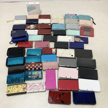 ● 【ジャンク品】 Nintendo 任天堂 55点 DS DSLite Dsi DSiLL 3DS 3DSLL NEW3DS 本体 ゲーム機 マリオ キティ きせかえ 現状品 14.42kg